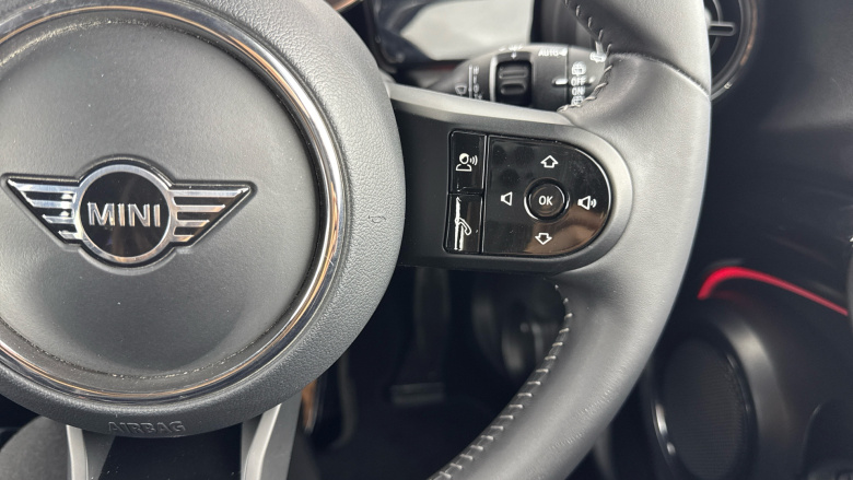 MINI Hatchback 1.5 Cooper Sport 5dr Petrol Hatchback